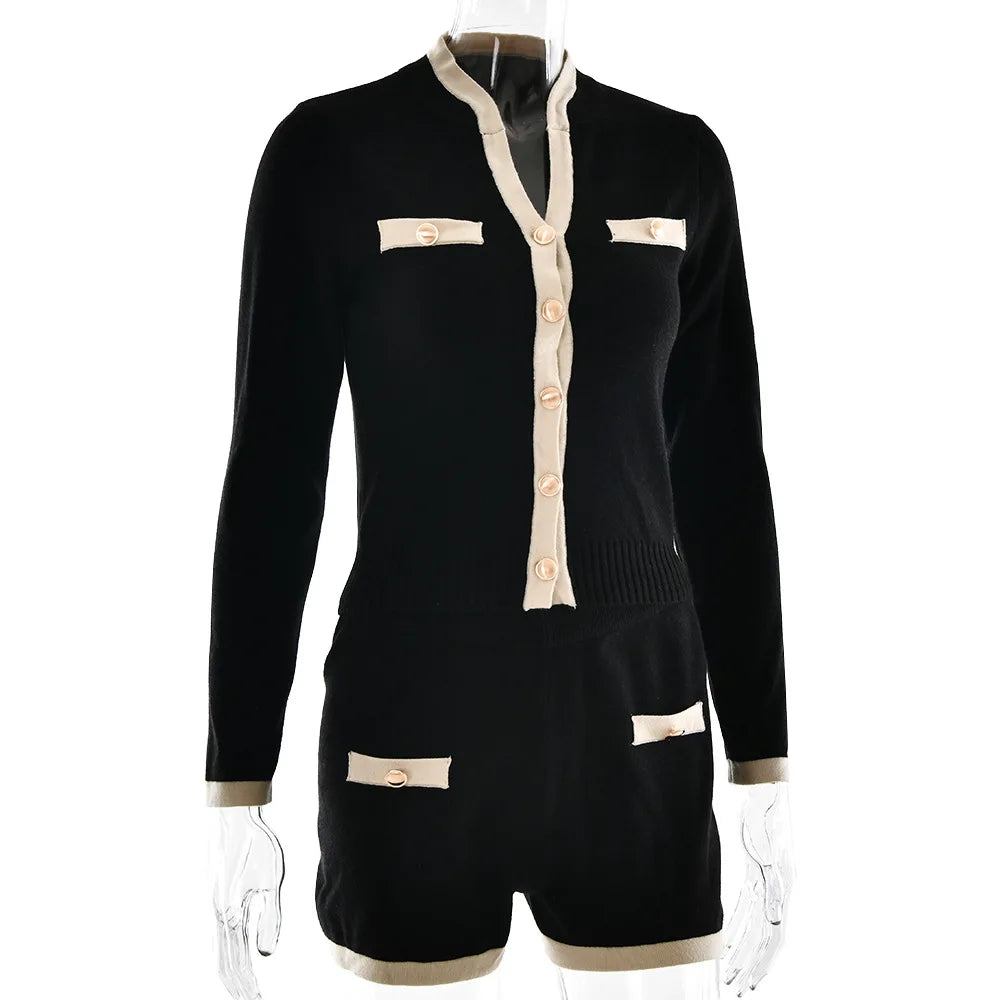 חליפת שני חלקים סרוגה בעיצוב קלאסי מחויט סריג וPants קצרים - אלנה