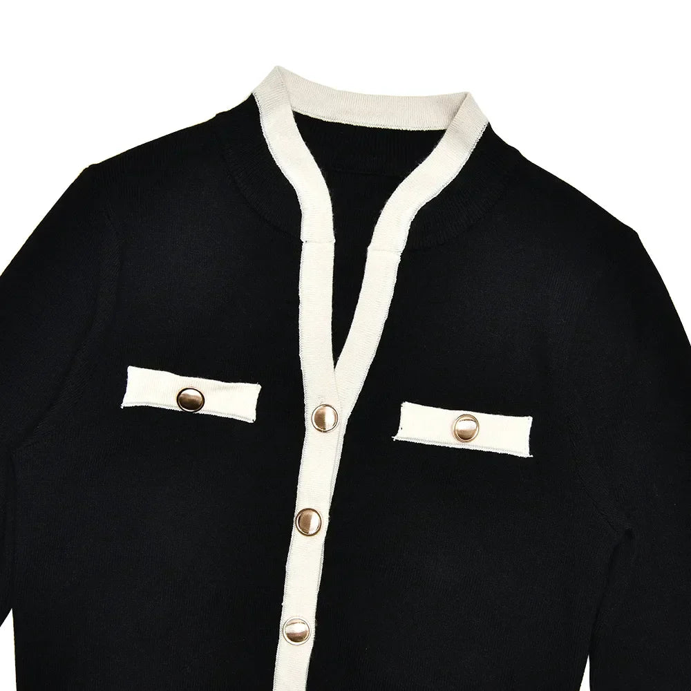 חליפת שני חלקים סרוגה בעיצוב קלאסי מחויט סריג וPants קצרים - אלנה