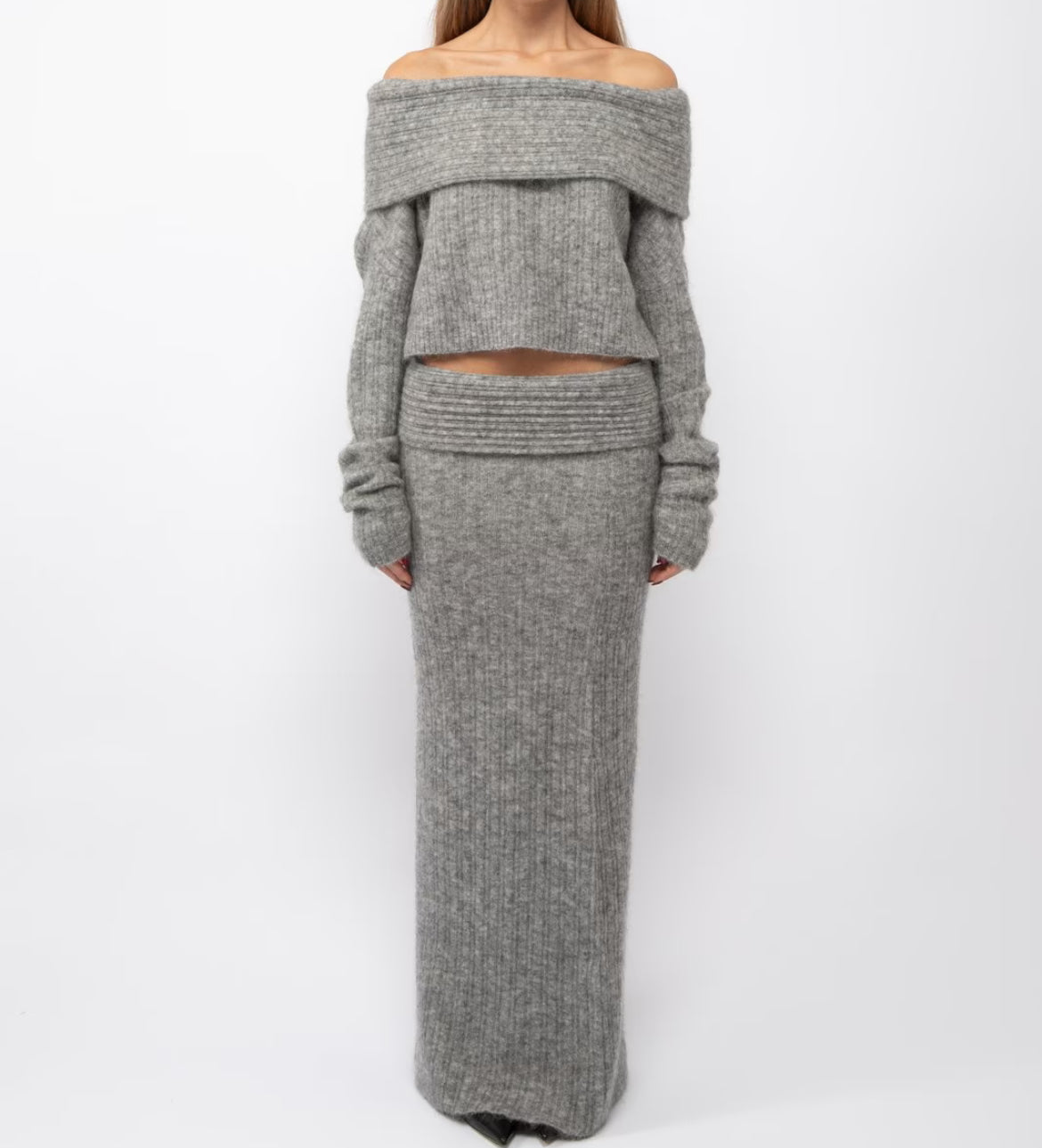 Set סריג שני חלקים חולצת כתפיים חשופות וSkirt מקסי - אילונה