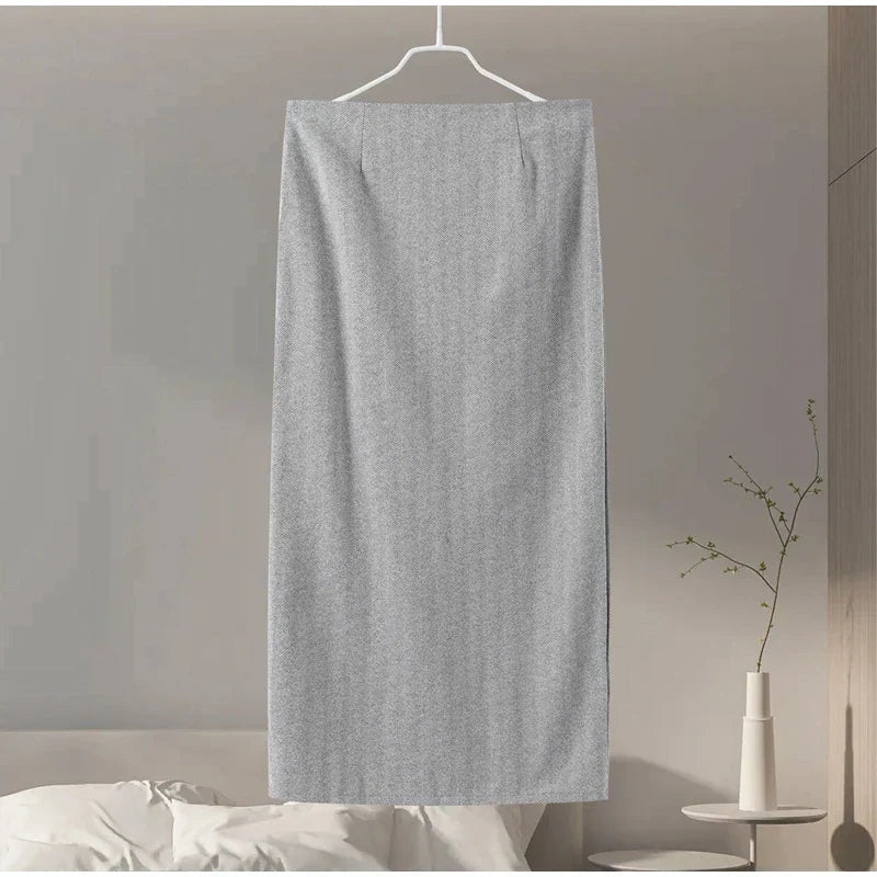 Set שני חלקים צמרי בעיצוב מלכותי Skirt מידי ובלייזר - Reina