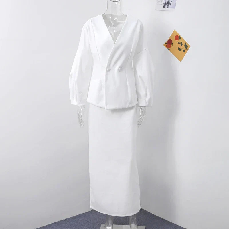 Set שני חלקים צמרי בעיצוב מלכותי Skirt מידי ובלייזר - Reina