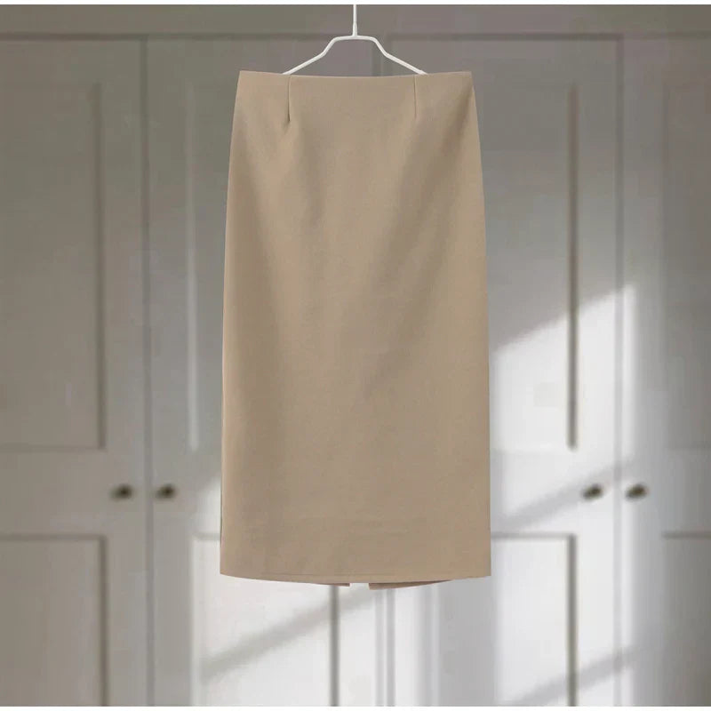 Set שני חלקים צמרי בעיצוב מלכותי Skirt מידי ובלייזר - Reina