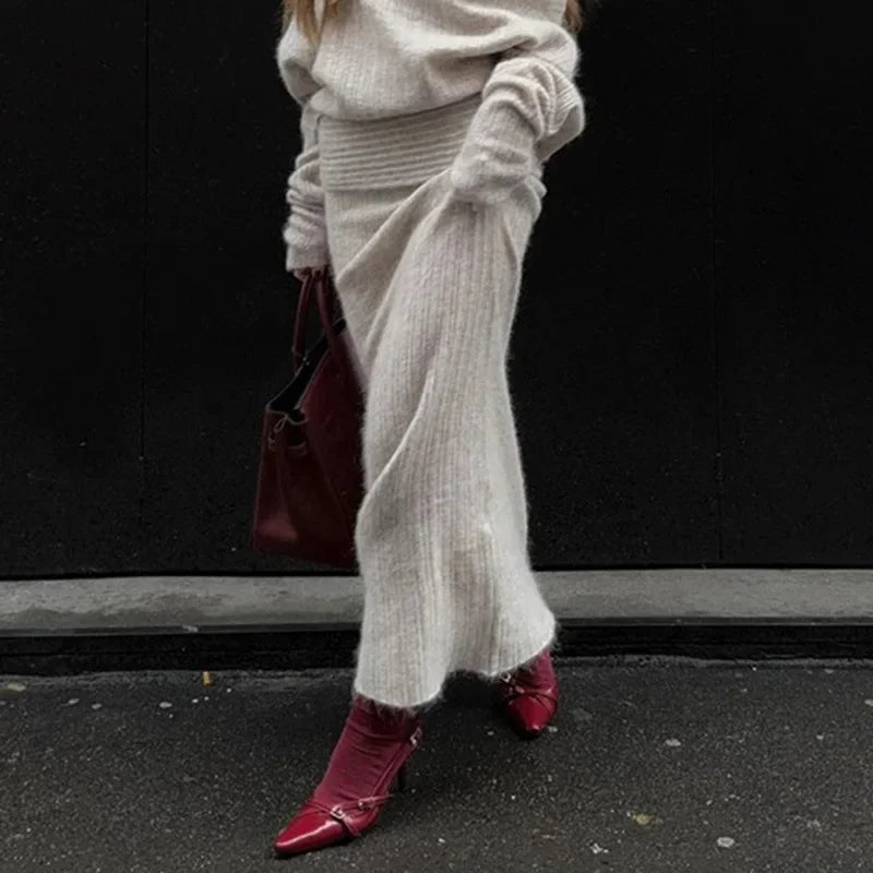 Set סריג שני חלקים חולצת כתפיים חשופות וSkirt מקסי - אילונה