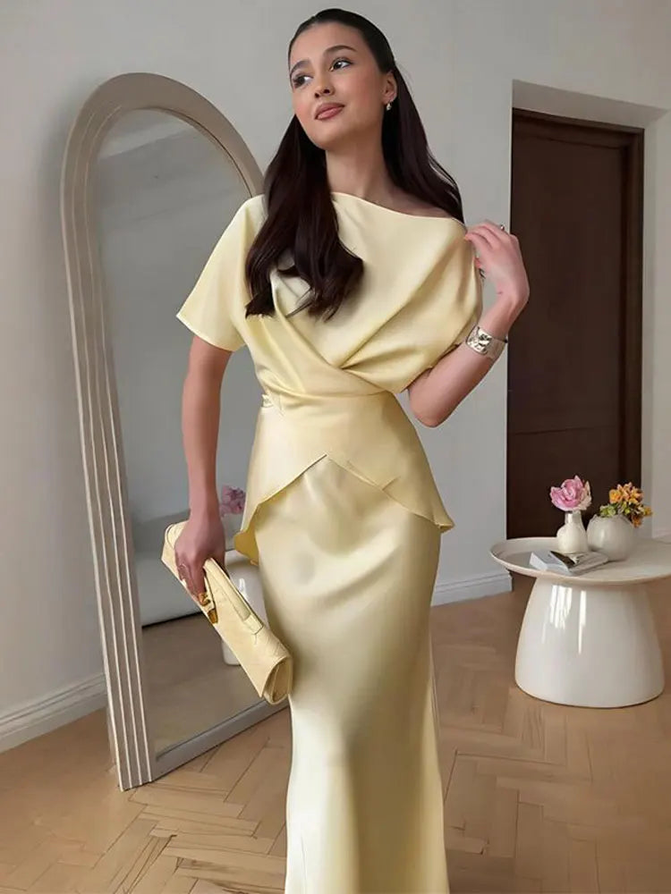 Set סאטן שני חלקים חולצת קשירה בעיצוב קרוס וSkirt מקסי - ליבי