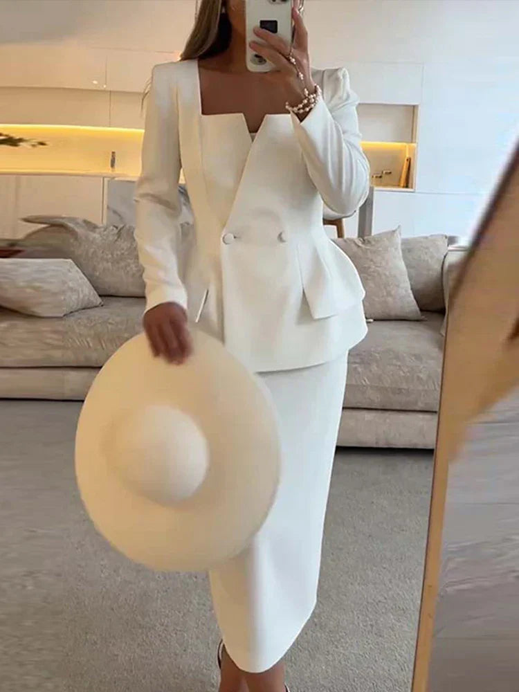 Set שני חלקים אלגנטי Skirt מידי ובלייזר בעיצוב מחויט ויוקרתי - PAS