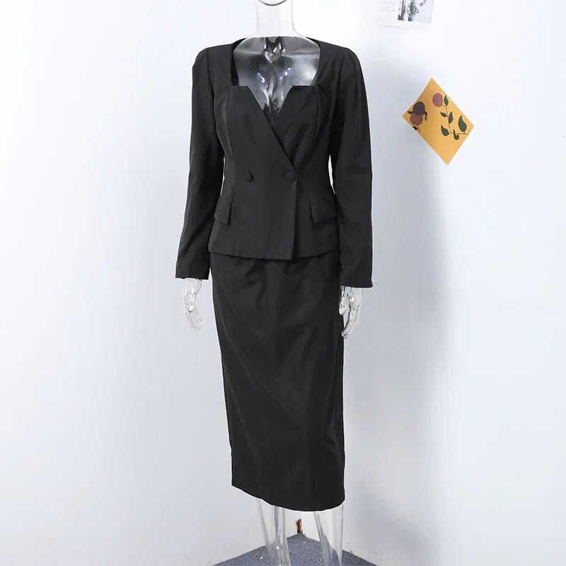 Set שני חלקים אלגנטי Skirt מידי ובלייזר בעיצוב מחויט ויוקרתי - PAS