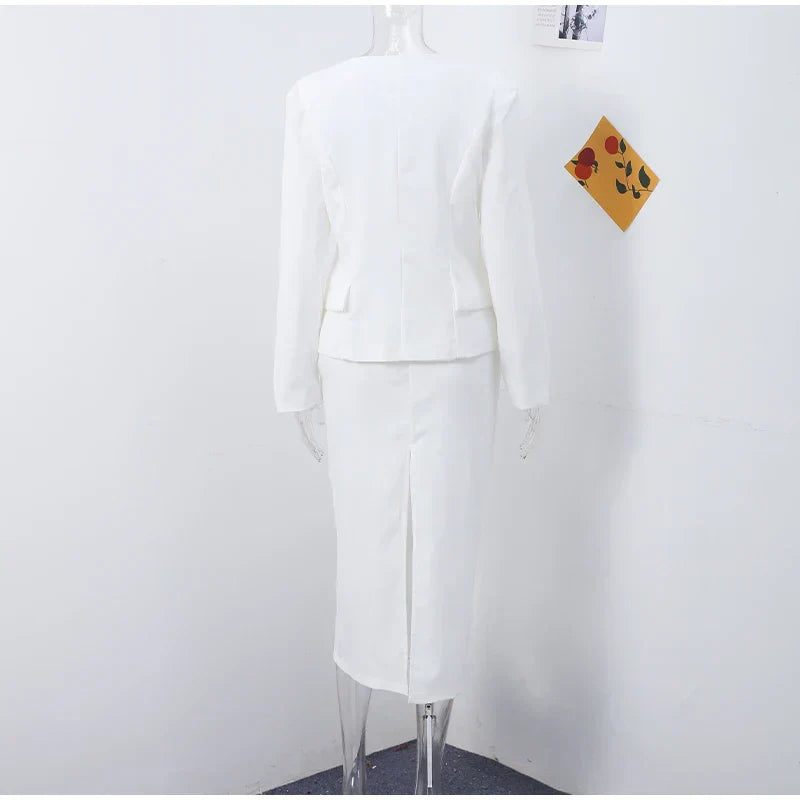 Set שני חלקים אלגנטי Skirt מידי ובלייזר בעיצוב מחויט ויוקרתי - PAS