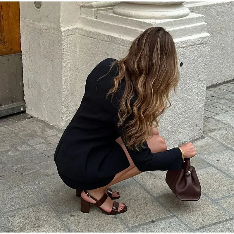 Set שני חלקים מחויט בלייזר וSkirt מיני - Maisie