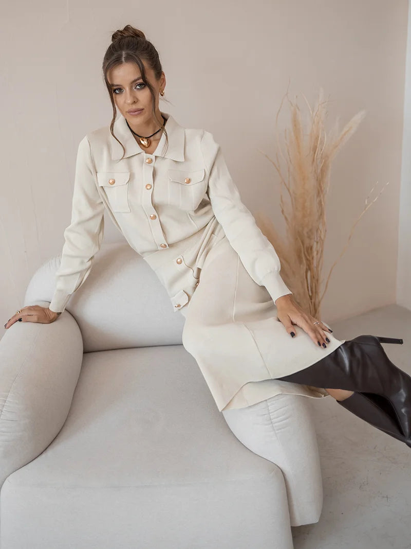 Set סרוג Shirt וSkirt מידי בעיטור כפתורים וכיסים - Danna