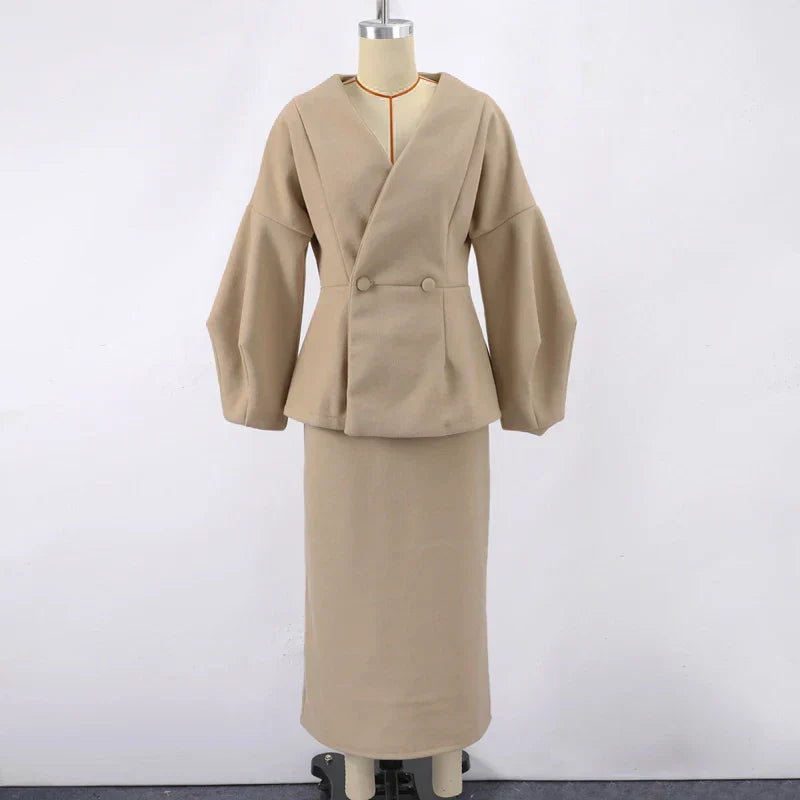 Set שני חלקים צמרי בעיצוב מלכותי Skirt מידי ובלייזר - Reina