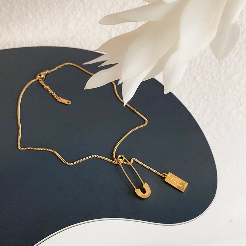 Carda שרשרת צ'וקר בColor Gold